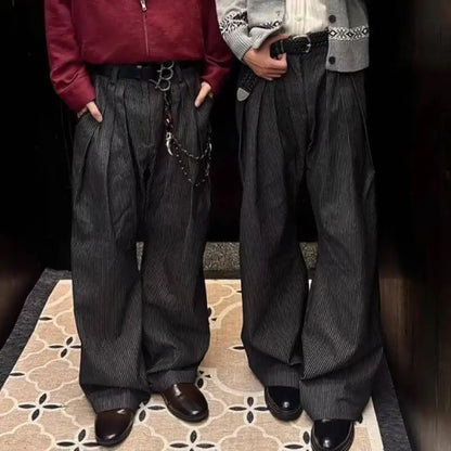 Calça Oversized com Pregas