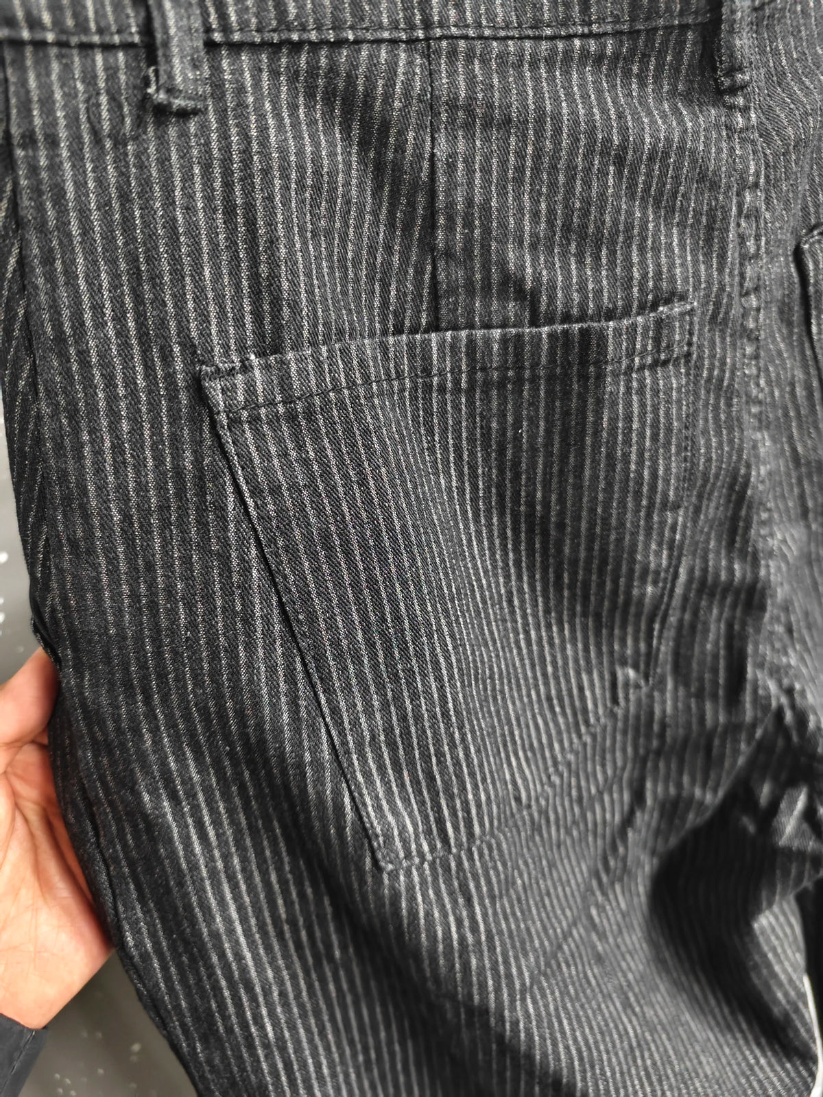 Calça Oversized com Pregas